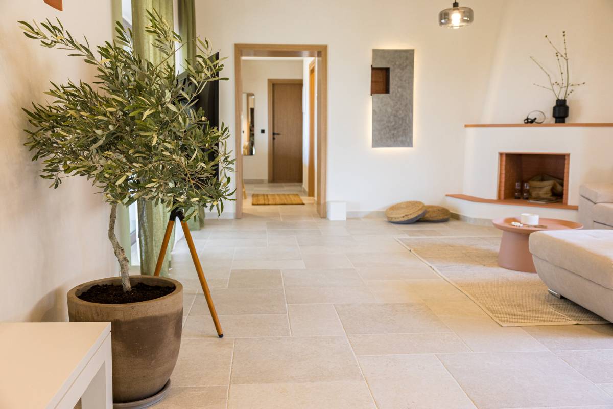 barna-villa-living-room